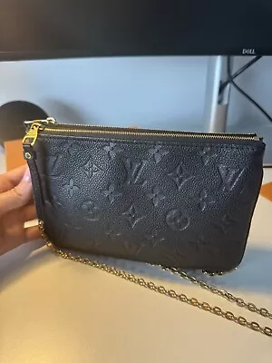 $1200 • Buy Louis Vuitton Cross Body Double Zip Pochette Monogram Black With Gold Chain.