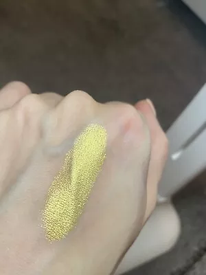 £5 • Buy Mac Pigment In The Shade Golden Lemon Rare DISCONTINUED! 0.4g Sample