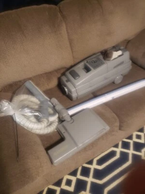$134.95 • Buy Electrolux Epic Series 6500 SR  Vacuum Set  Gray !! Please Read