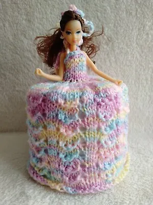 £7.99 • Buy Knitted Toilet Roll Doll Cover