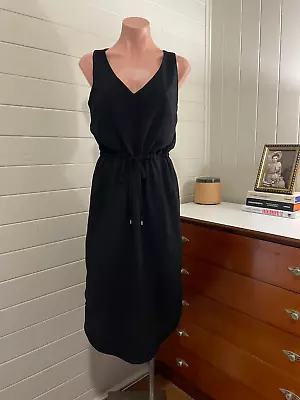 Decjuba BlackV-Neck Midi Dress Size 8 • $20