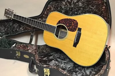 Martin HD-28 LSV 2005 Acoustic Guitar • $4100