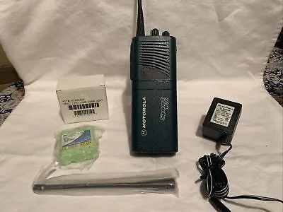 Motorola Sport 10X UHF GMRS Radios Handi-Com Talkabout Distance Prepper Hunting • $59.99