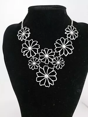 Stunning Floral Design V Drop Flower Shaped Statement Style Necklace  • £3.99