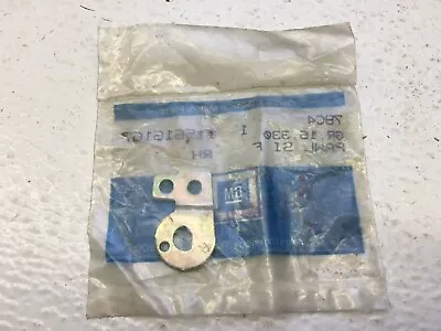 $19 • Buy GM NOS Front Passenger Side Door Lock Cylinder Pawl 15616167