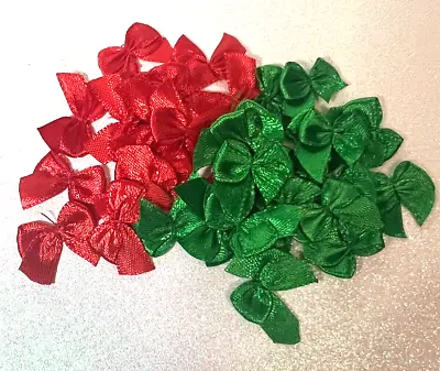 Mini Bows 2cm For Craft Decoration Card Making Embellishments Christmas Mix • £2.60