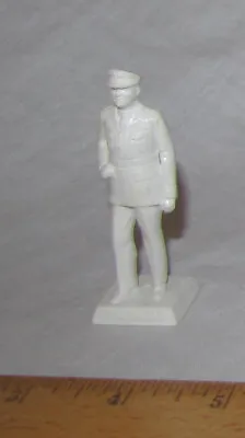 Marx Vintage General Arnold Statuette 60mm White Hard Plastic Toy Soldier  T1 • $9.99