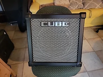 $500 • Buy ROLAND Cube-40GX Guitar Amplifier Combo For Guitar And Keyboard 