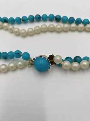 Vintage Japanese Costume Jewelry Necklace Plastic Beads Blue And White. • $8