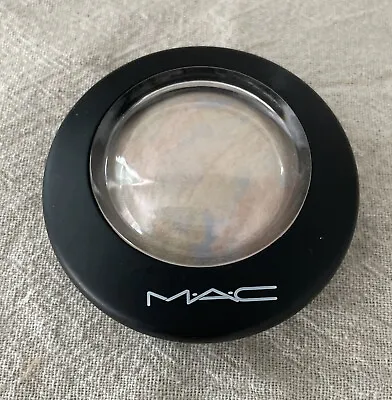 MAC Mineralize Skinfinish LIGHTSCAPADE  0.35 Oz Authentic  • $19.99