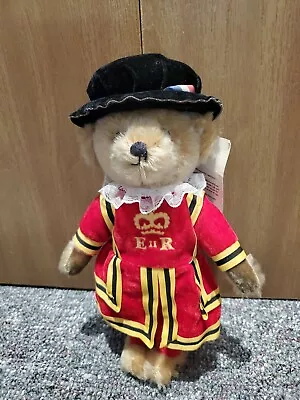 £30.18 • Buy 14 Inch Royal Guard Beefeater Teddy Bear By Merrythought