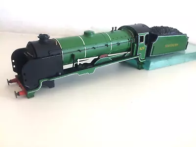 Hornby R380 Schools V Class Stowe School Loco & Tender Bodies Malachite Green Gc • £33.50