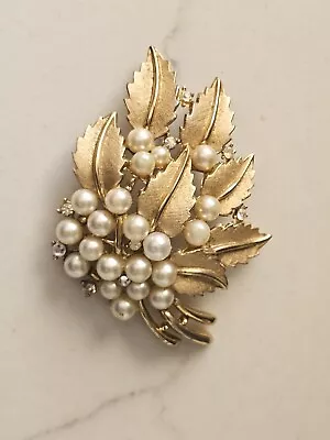 Vintage Crown Signed Trifari Gold Tone Brooch Leaf Pearls 1955-1969 • $77