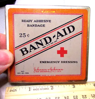 Vintage Johnson & Johnson Emergency Dressing Empty Band Aid Tin Great Graphics • $24.99