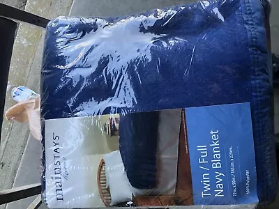 Mainstays Twin Fleece Blanket • $19.99