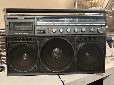 Magnavox D8443 Boombox Power Player 5 Speaker 3 Amp System AM/FM READ VINTAGE • $219.99