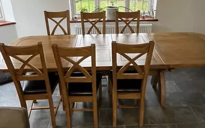 Extending Solid Oak Dining Table 6 Chairs Matching Sideboard/dresser (used) • £20.46