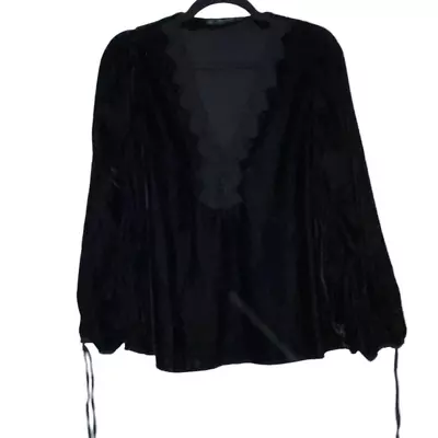 Zara Basic Velvet Top V-Neck Medium Black • $16