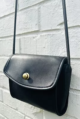 Vintage Coach Chrystie Black Smooth Leather Flap Crossbody Shoulder Bag • $89