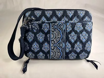 Vera Bradley 11.75x9 Hardside IPad/Tablet Case W/Pockets Detachable Adj Strap • $18.95