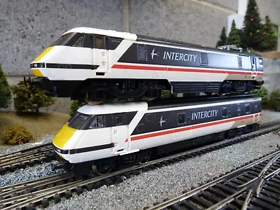 Hornby BR Intercity 225 Class 91 Loco And Trailer For OO Gauge Model Train Set • £1