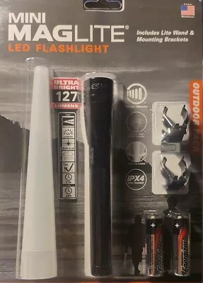 MagLite Flashlight SP22TQG Outdoor Adventure Pack • $73.19