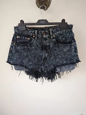 Levi's Vintage Ladies Denim Shorts Size 32 • £10