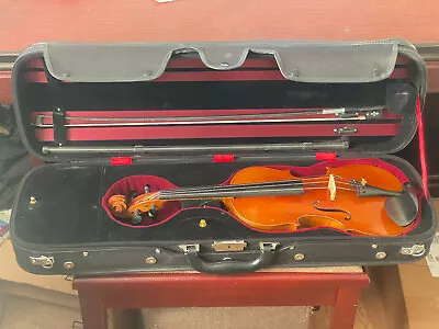 OLD FRENCH 302 STRADIUARIUS VIOLIN - ANTIQUE With Case And Bow. • $299