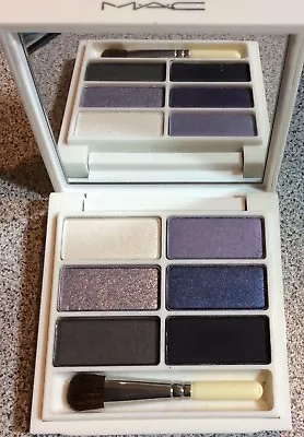 Holiday Sale Mac 6 Cool Eyes Snow Globe Palette Holiday Ice Paradenib • $46.50