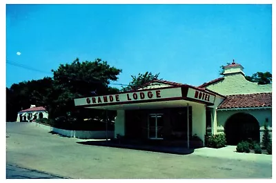 Dallas TX- Texas Grande Lodge Motel Outside View Vintage Postcard Free Ship! • $5.84