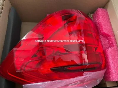 OEM 1669067601 Mercedes Benz GL450 GL550 GL350 Right Outer Tail Light Rear Lamp • $388.35