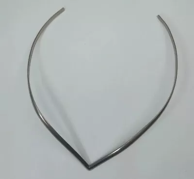 Silver Tone V Shape Necklace Choker • $7.70