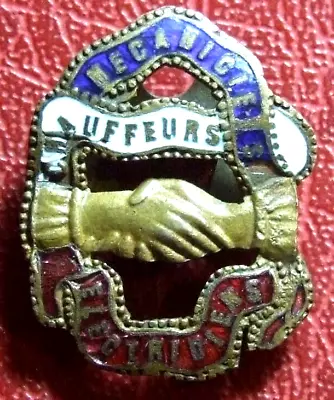 French Association Of Drivers Mechanics & Electrician Badge • $14