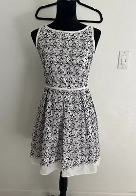 Max Studio Lace Dress XS • $12