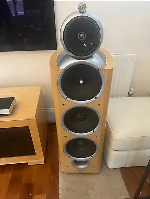 KEF Reference 207 • £3500