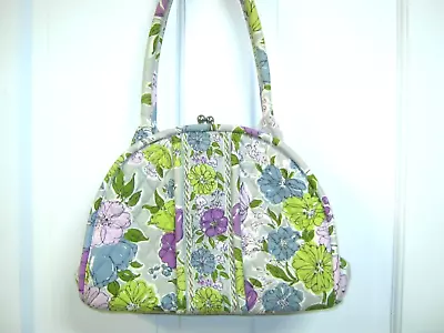 VERA BRADLEY WATERCOLOR Eloise Kisslock Purse 9.5 X 12 X 4.5 EUC • $21.95