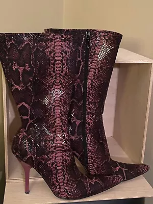 Bebe Purple Snakeskin Pointed Toe Boots Size 8.5 • $65