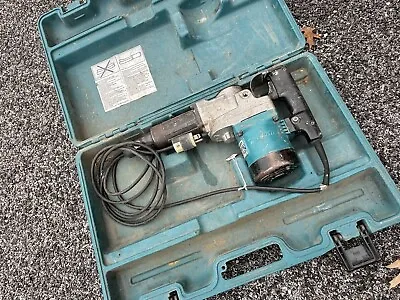 Makita 1-1/2  Heavy Duty Demolition Hammer Drill  10 Amps HR3851 USA HARDCASE • $185