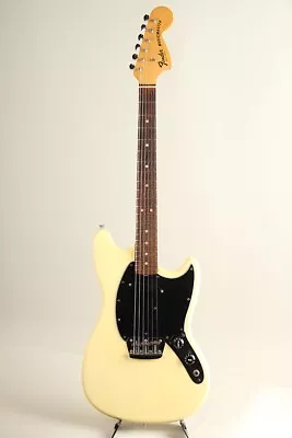 Used 1977 Fender Musicmaster White 1 S Smaller Body Short Scale 3.17kg W/GB • $2606.21