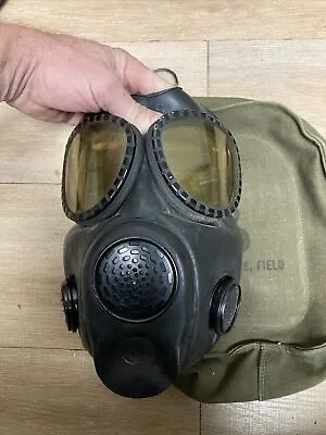 M17 Gas Mask With Bag • $75