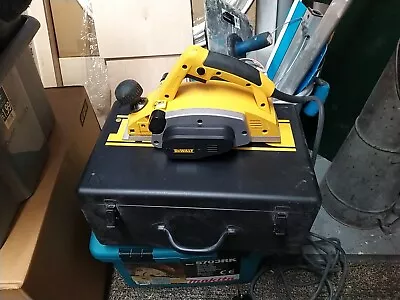 £55 • Buy DeWalt DW678 Electric Plane Corded 240v