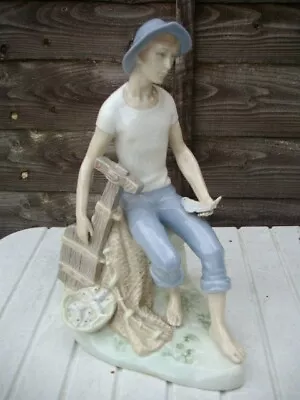 Large Vintage Zaphir / Lladro Figurine.  Fisherman  No.648G/M • £50