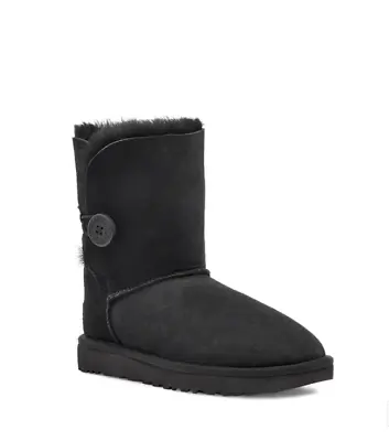 Ugg Bailey Button II Black Women's 7 Uggs • $79.99