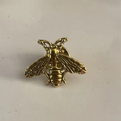 Worker Bee Metal Lapel Pin Badge Manchester MCR Gold/NEW Gift • £2.99