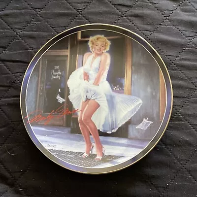 1996 Bradford Exchange MARILYN MONROE Isn't It Delicious 8  PLATE W/ COA & BOX • $9.87