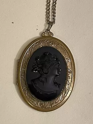 Vtg Intaglio Black Glass Cameo Necklace 1.5” Locket Carved Chain Victorian • $60