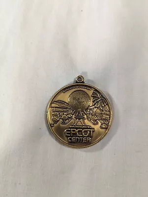 VINTAGE PENDANT 1982 EPCOT CENTER MEDALLION KEYCHAIN WALT DISNEY WORLD No Chain • $11.99