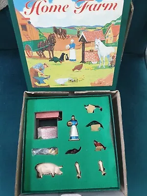 Britains 8705 Farmyard Set • £25