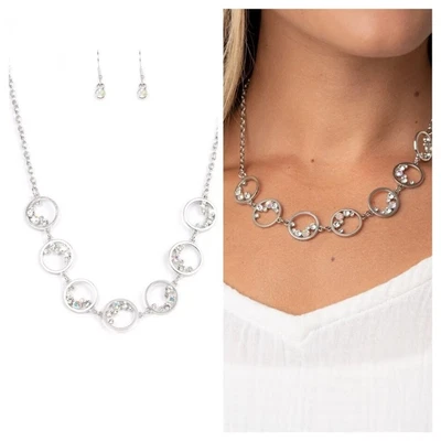 $3.99 • Buy Paparazzi BLISSFULLY BUBBLY White IRIDESCENT Necklace