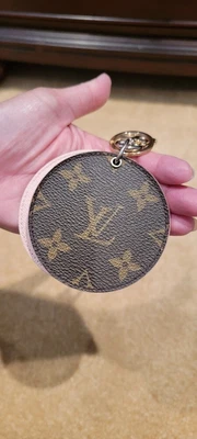 $289 • Buy Louis Vuitton Mirror Rose Ballerine Bag Charm